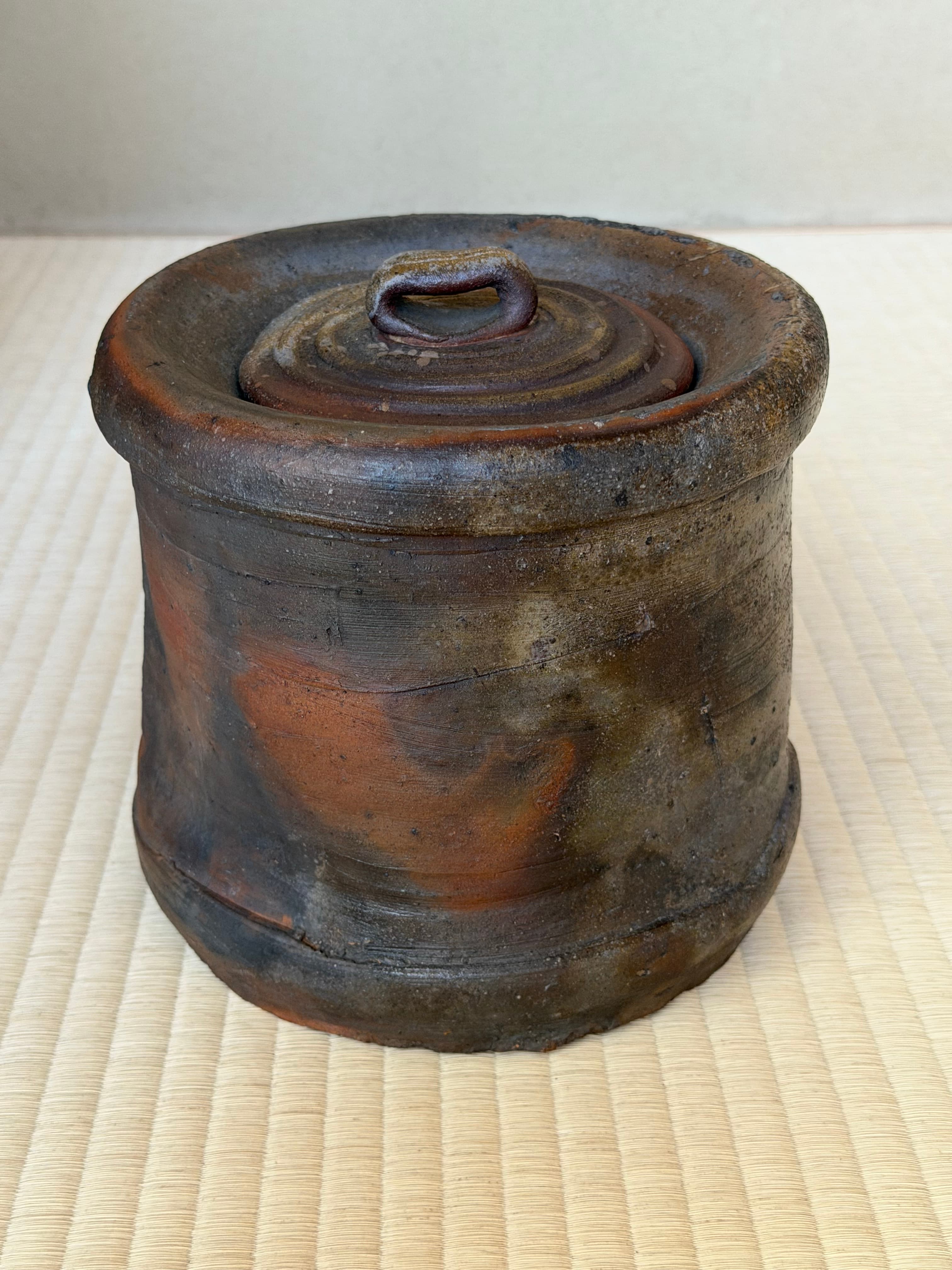 Bizen Mizusashi