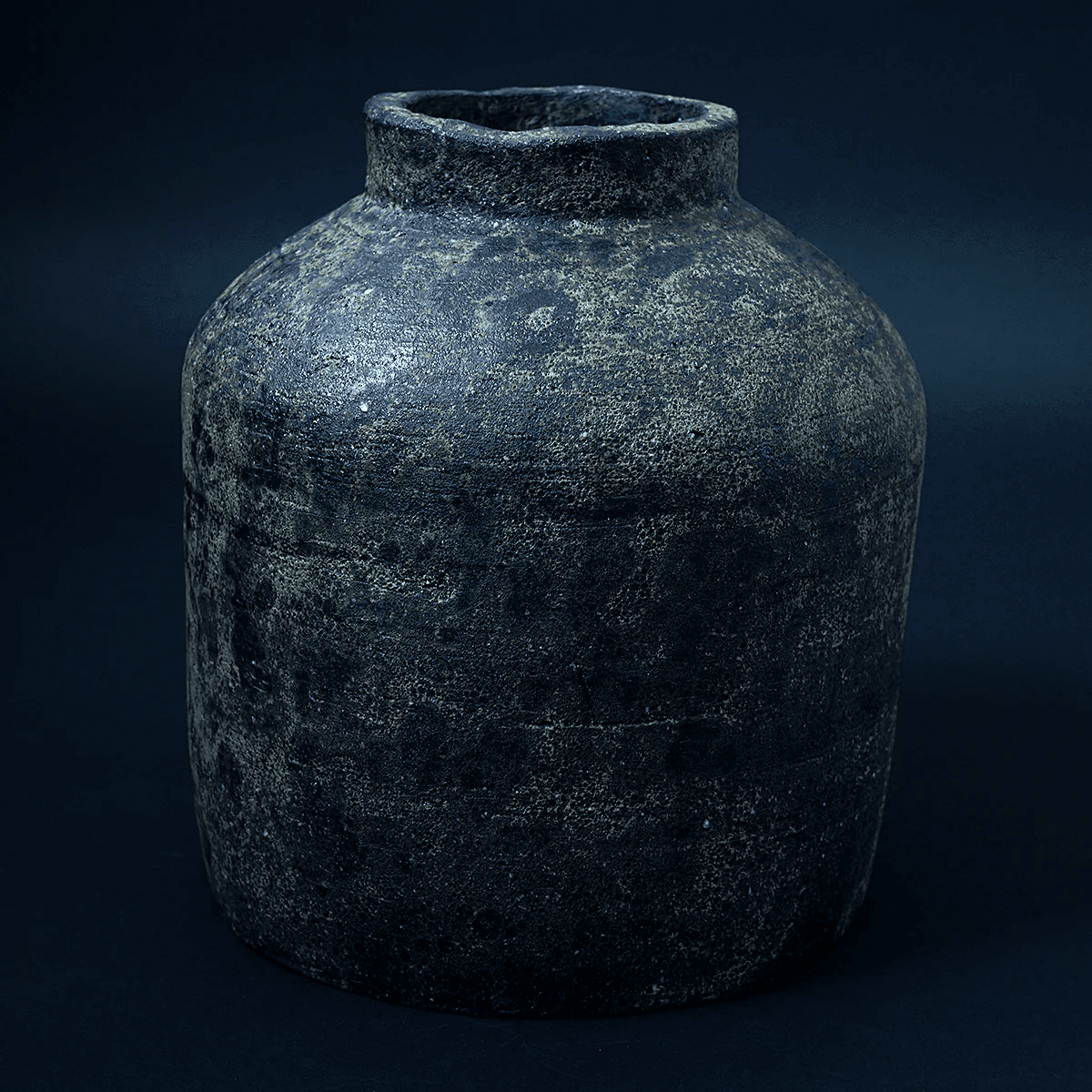 Izuno Kazumasa Tane Tsubo Hanaire Chū Tsubo