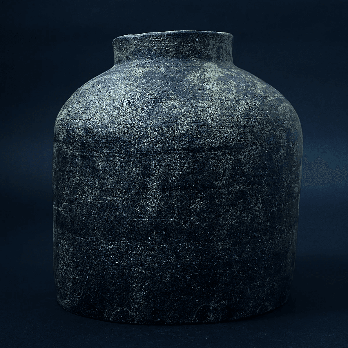 Izuno Kazumasa Tane Tsubo Hanaire Chū Tsubo